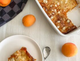 Clafoutis aux abricots et à l'amande ~ sans gluten sans lactose