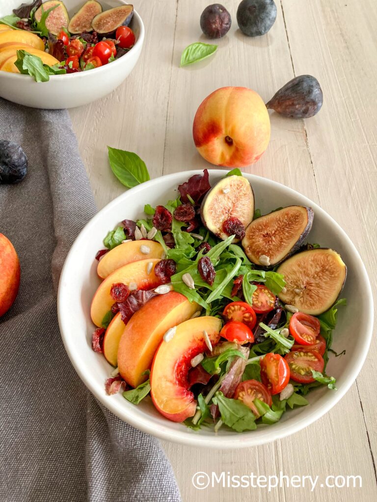 salade jeunes pousses figues et nectarine