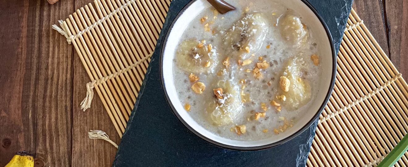 Soupe vietnamienne de tapioca à la banane et au lait de coco ~ chè chuối