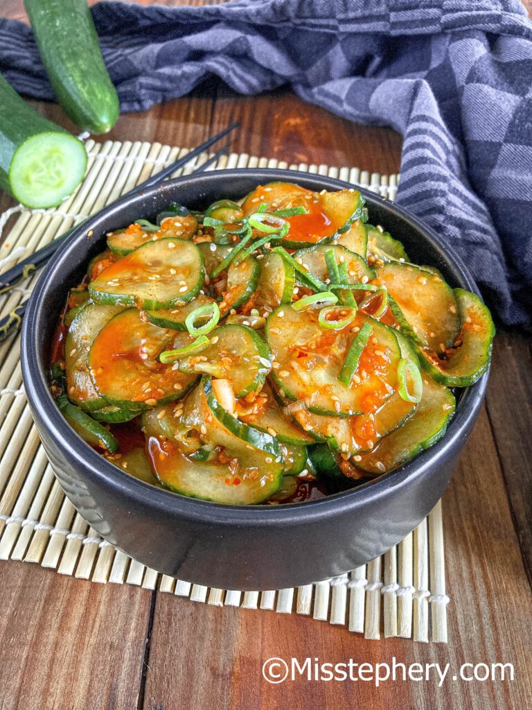 Oi Muchim ~ Salade de concombre piquante à la coréenne